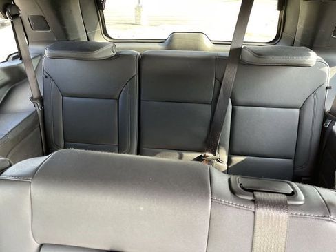 Used 2025 Chevrolet Tahoe LT AWD/4WD image 23