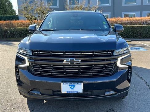 Used 2022 Chevrolet Tahoe RST w/ Luxury Package image 2