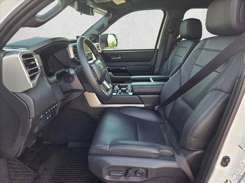 Used 2025 Toyota Tundra Limited AWD/4WD image 20