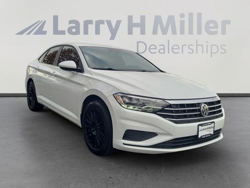 Used 2020 Volkswagen Jetta S w/ Driver Assistance Package image 7