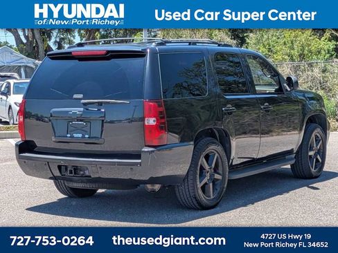 Used 2011 Chevrolet Tahoe LTZ AWD/4WD image 5