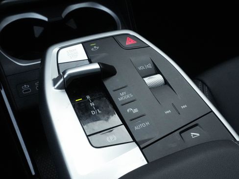 Used 2026 BMW X2 xDrive28i image 22