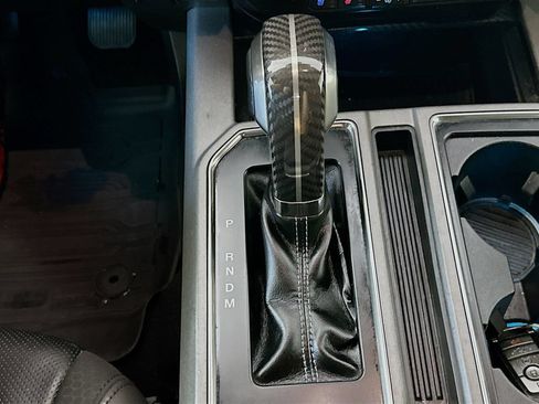 Used 2019 Ford F150 Raptor w/ Equipment Group 802A Luxury AWD/4WD image 16