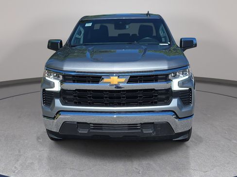 Used 2025 Chevrolet Silverado 1500 LT RWD image 2