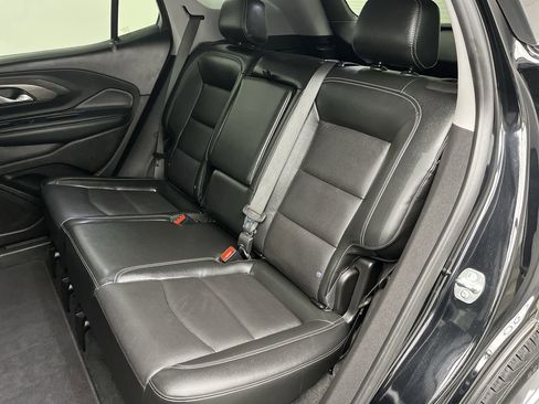 Certified 2024 GMC Terrain SLT image 11