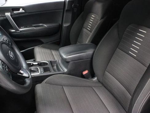 Used 2018 Kia Sportage LX AWD/4WD image 24