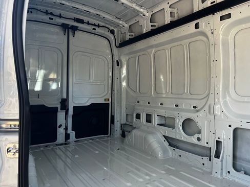 New 2025 Ford Transit 350 148 High Roof image 42