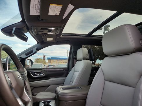 Used 2024 Chevrolet Tahoe Z71 w/ Off-Road Capability Package image 12