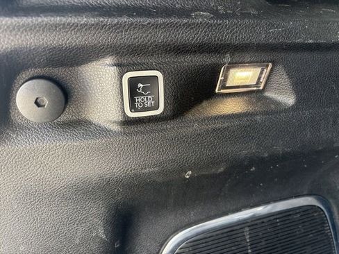 Used 2021 Jeep Grand Cherokee L Limited image 12