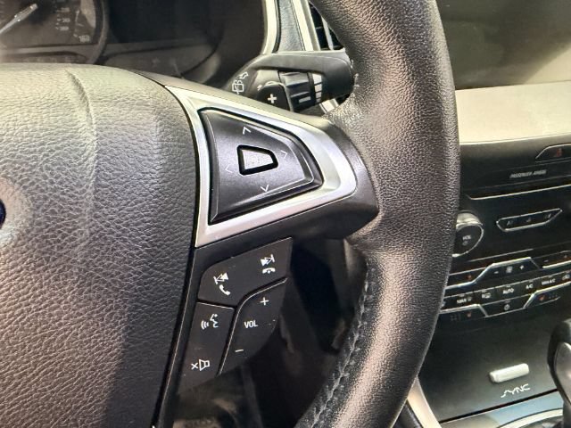 Used 2016 Ford Edge SEL w/ Equipment Group 201A AWD/4WD image 15