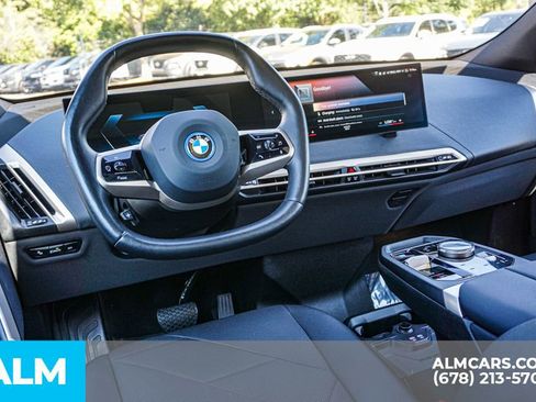 Used 2022 BMW iX xDrive50 w/ Dynamic Handling Package image 28