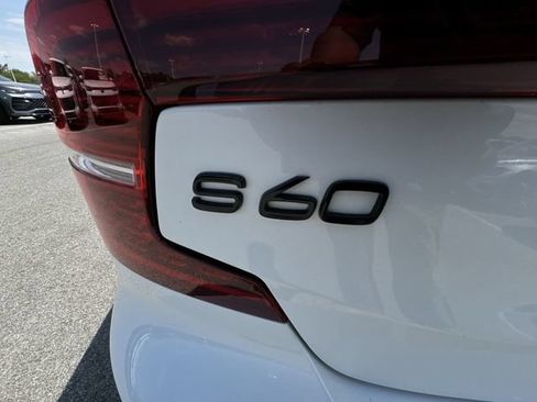 Used 2023 Volvo S60 B5 Plus w/ Climate Package AWD/4WD image 32