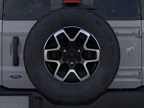 New 2026 Ford Bronco Outer Banks image 24