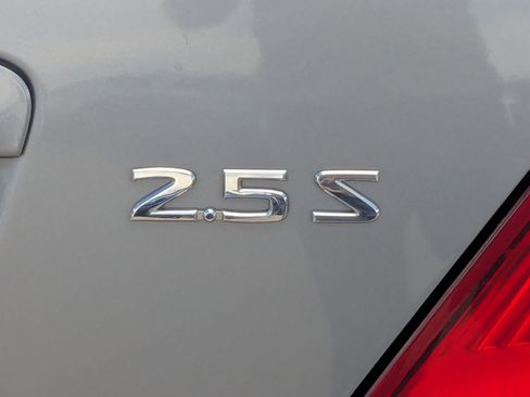 Used 2009 Nissan Altima 2.5 S w/ Premium Pkg FWD image 14