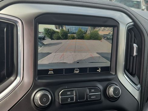 Used 2021 Chevrolet Silverado 1500 LT Trail Boss w/ Convenience Package II AWD/4WD image 25