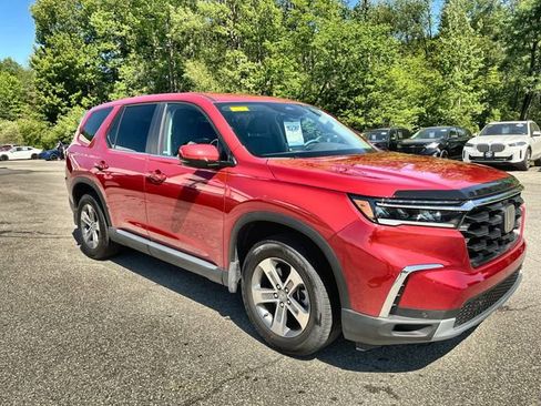 Used 2024 Honda Pilot EX-L image 11