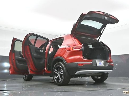 Used 2023 Volvo XC40 B5 Plus w/ Driver Assist Package image 54