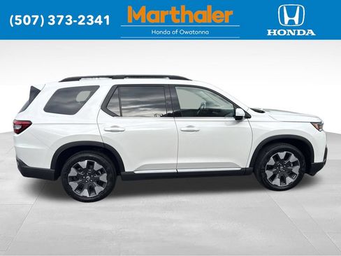 Used 2026 Honda Pilot Elite image 6