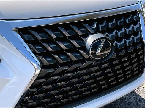 Used 2021 Lexus GX 460 Premium w/ Premium Package image 28