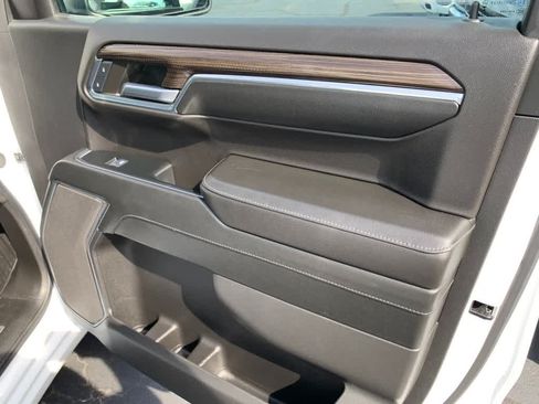 Certified 2024 Chevrolet Silverado 1500 LT AWD/4WD image 26