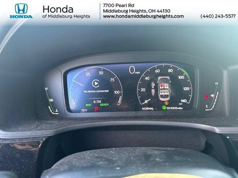 Used 2025 Honda Civic Sport Touring image 1