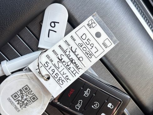 New 2025 Jeep Wagoneer Series II w/ Convenience Group I image 27