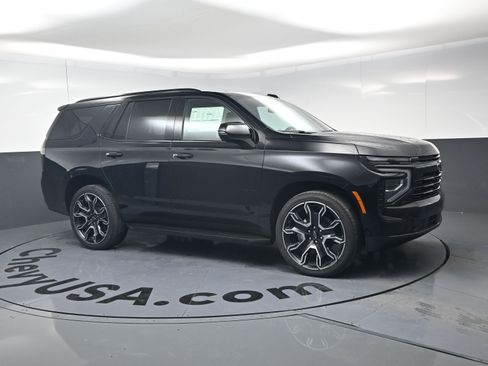 New 2026 Chevrolet Tahoe RST w/ RST Capability Package AWD/4WD image 2