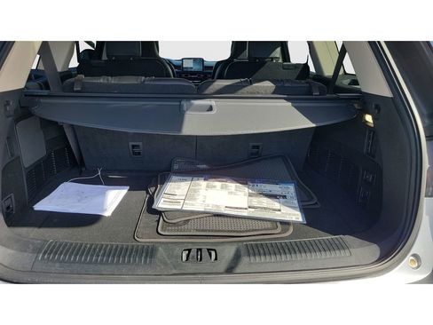 Used 2023 Lincoln Aviator Reserve w/ Equipment Group 201A image 12