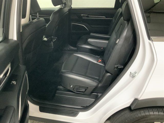 Used 2025 Kia Telluride S AWD/4WD image 17