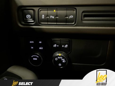 Used 2021 Chevrolet Tahoe LT AWD/4WD image 11
