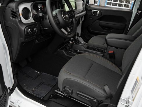 New 2026 Jeep Wrangler Unlimited Sport AWD/4WD image 17