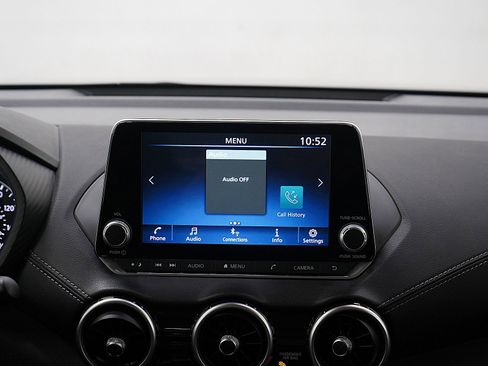 Used 2024 Nissan Sentra SV image 14