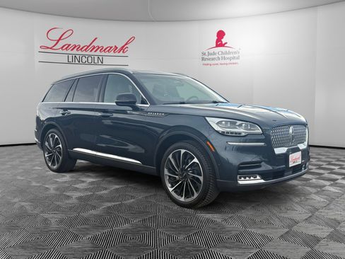 Certified 2021 Lincoln Aviator Reserve w/ Equipment Group 202A image 7