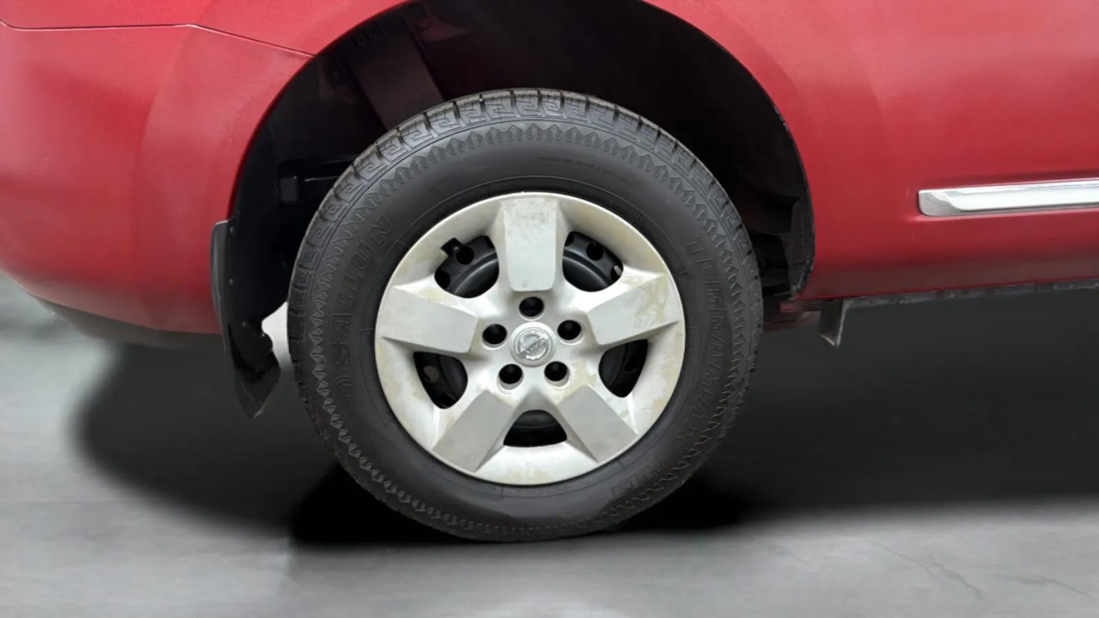 Used 2013 Nissan Rogue S FWD image 24