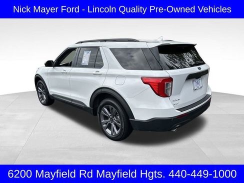 Used 2022 Ford Explorer XLT w/ Equipment Group 202A image 5