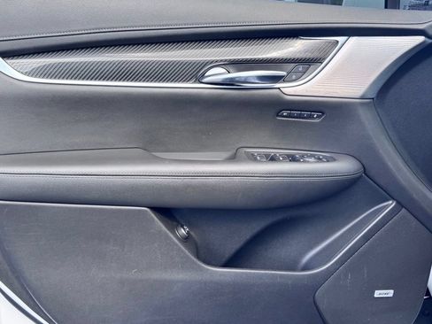 Used 2020 Cadillac XT6 Sport AWD/4WD image 22