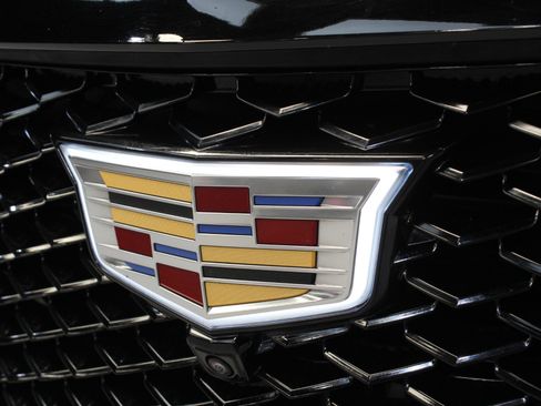 Used 2025 Cadillac Escalade Sport Platinum image 19