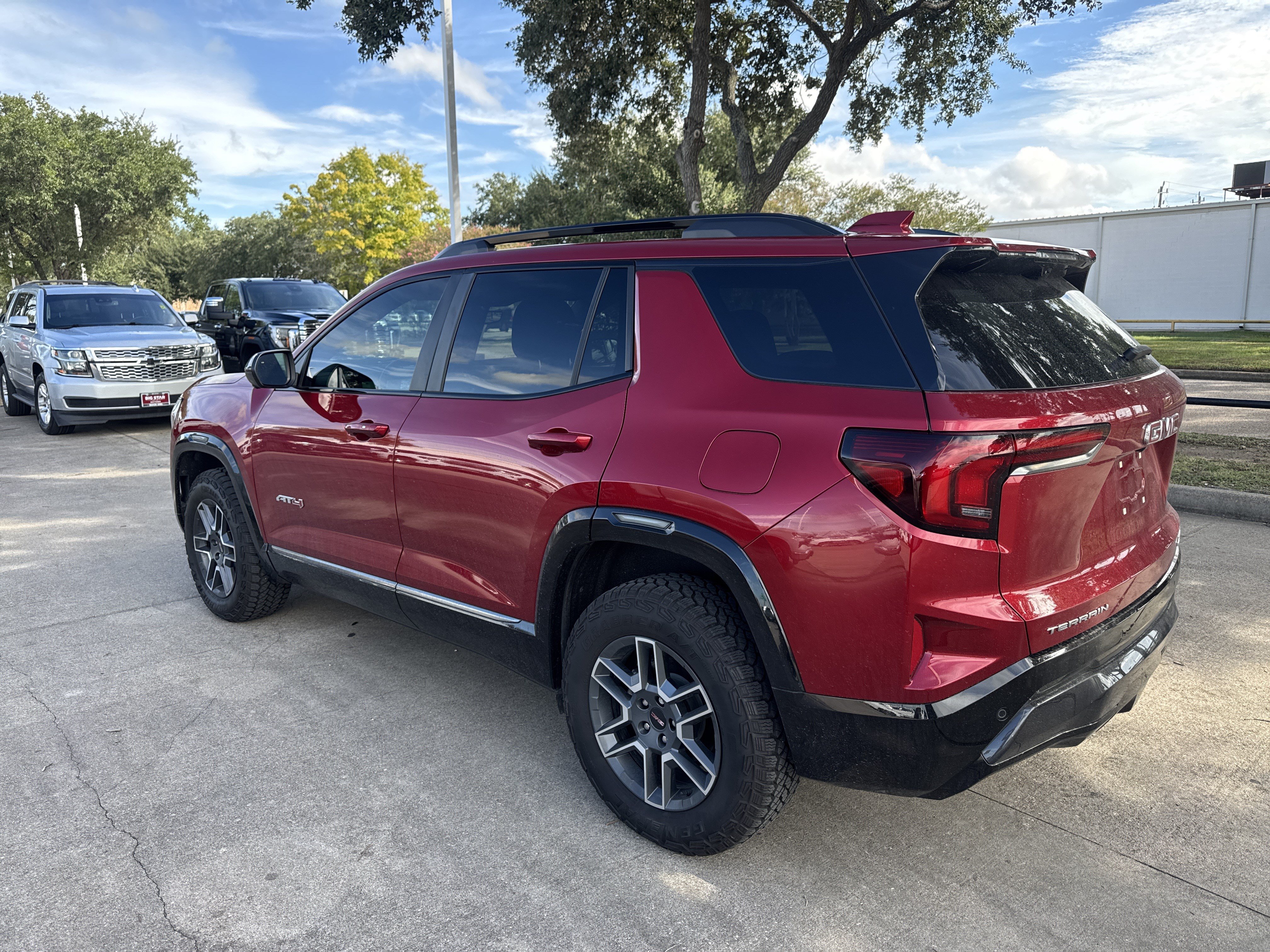 Used 2026 GMC Terrain AT4 w/ Technology Package II AWD/4WD image 7