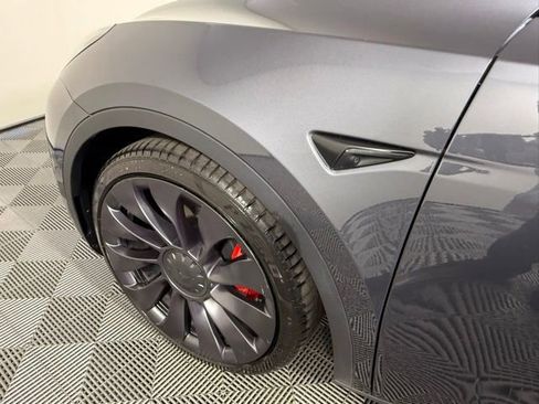 Used 2021 Tesla Model Y Performance AWD/4WD image 17