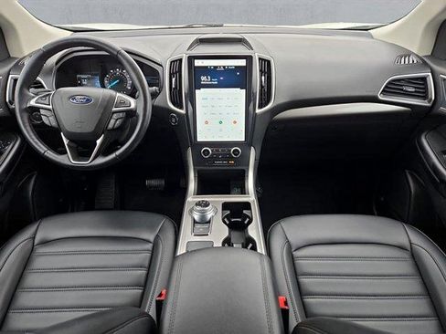 Certified 2023 Ford Edge SEL w/ Convenience Package AWD/4WD image 9