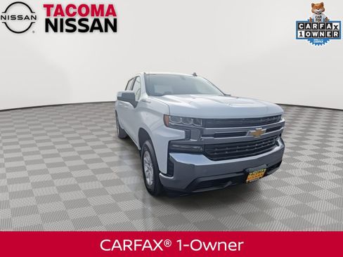 Used 2020 Chevrolet Silverado 1500 LT image 2