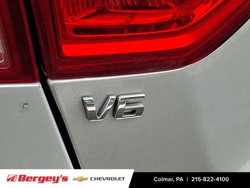 Certified 2018 Chevrolet Impala LT image 30