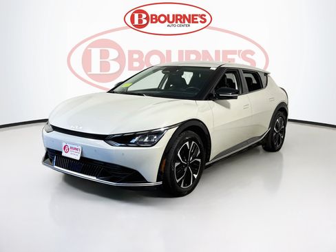 Used 2023 Kia EV6 Wind AWD/4WD image 7