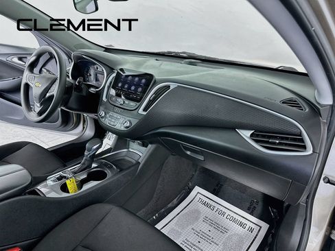 Used 2024 Chevrolet Malibu LT FWD image 33