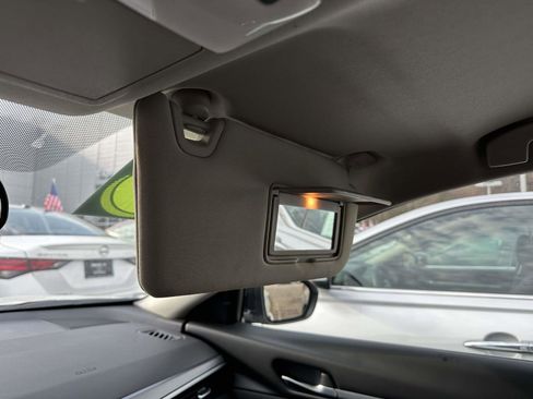 Used 2023 Nissan Altima 2.5 SR image 16