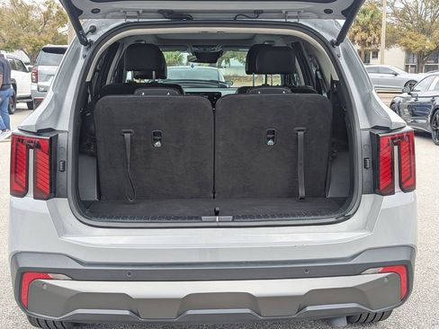 Certified 2024 Kia Sorento SX image 8