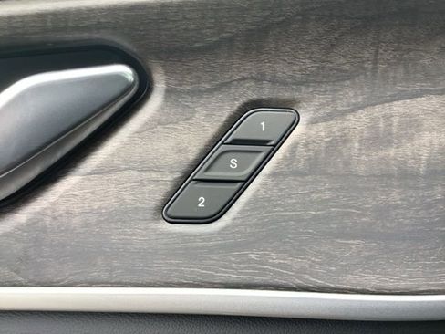 New 2026 Jeep Grand Cherokee L Limited w/ Limited Altitude Package image 26