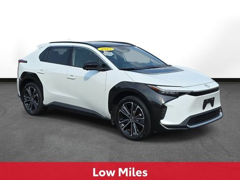 Certified 2023 Toyota bZ4X AWD w/ Weather Package image 4