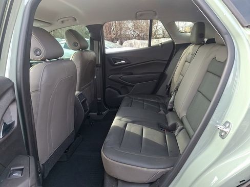 Used 2025 Chevrolet Trax ACTIV w/ Driver Confidence Package image 10