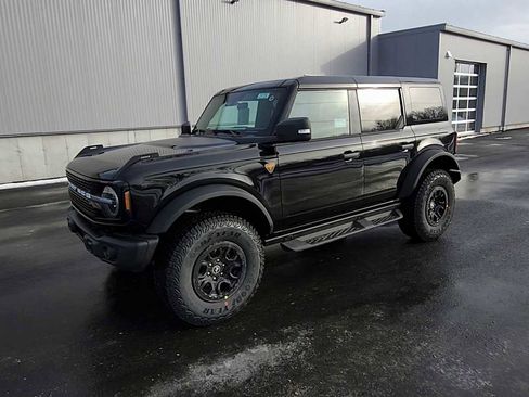 New 2025 Ford Bronco Badlands AWD/4WD image 4